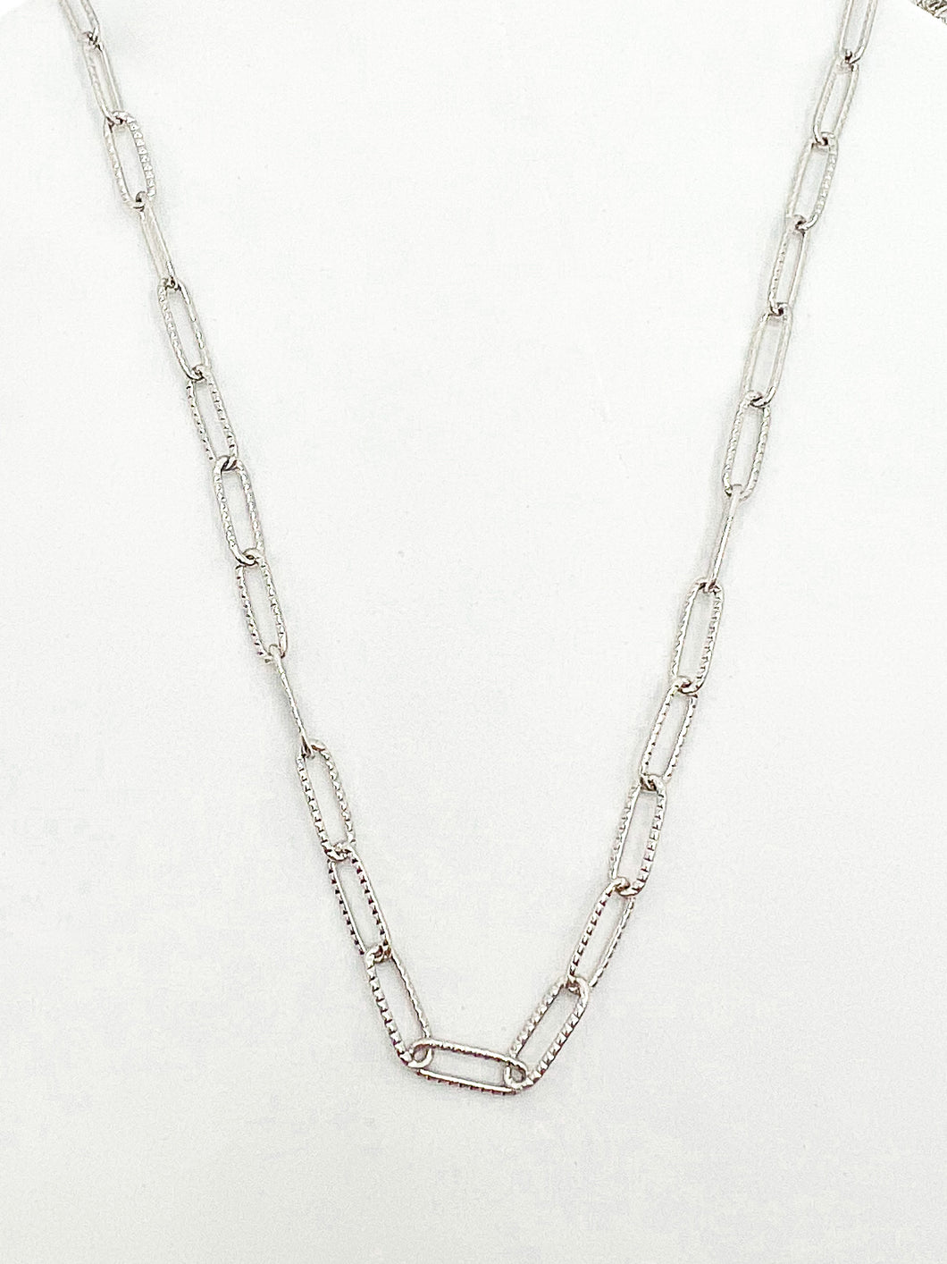 Luxe Links Necklace